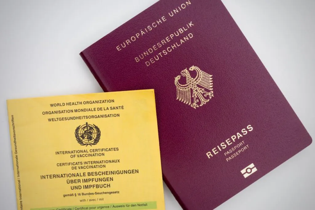Carnet de vaccination internationale : guide pratique pour voyager